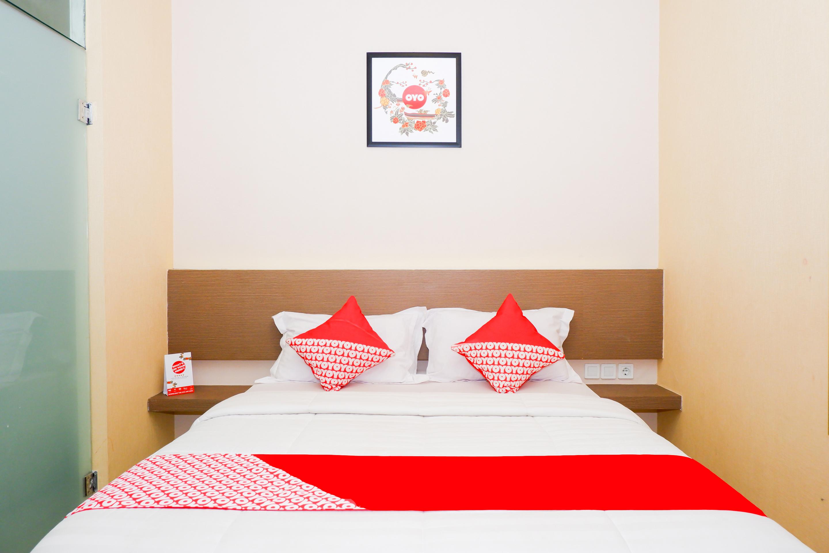 Hotel Oyo 379 Grand Mundu Semarang Exteriér fotografie